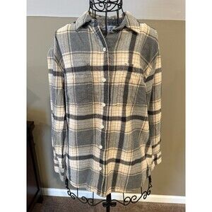 Old Navy The Boyfriend Shirt Womens Flannel Button Down Shirt Size Small S